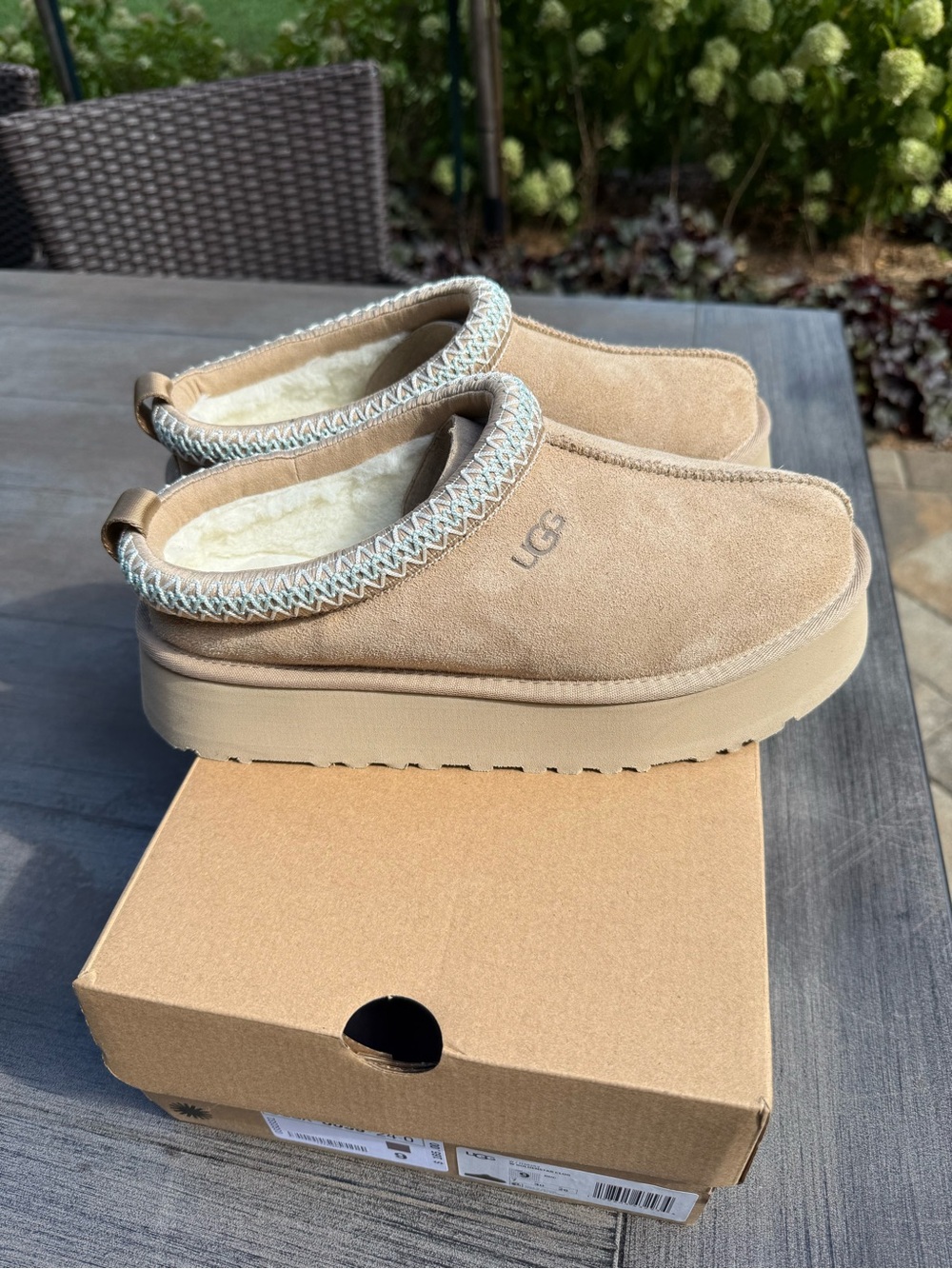 UGG Tazz Platform *Brand New-never worn*